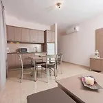 Glyfoneri アパート *