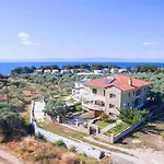 Glyfoneri アパート